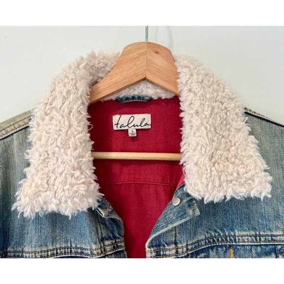 Aritzia Talula Jean Jacket with Faux Sherpa Collar - Picture 3 of 8